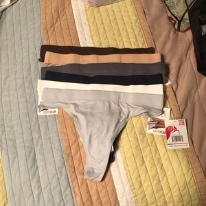 SexyBasics super soft thongs 6-pack